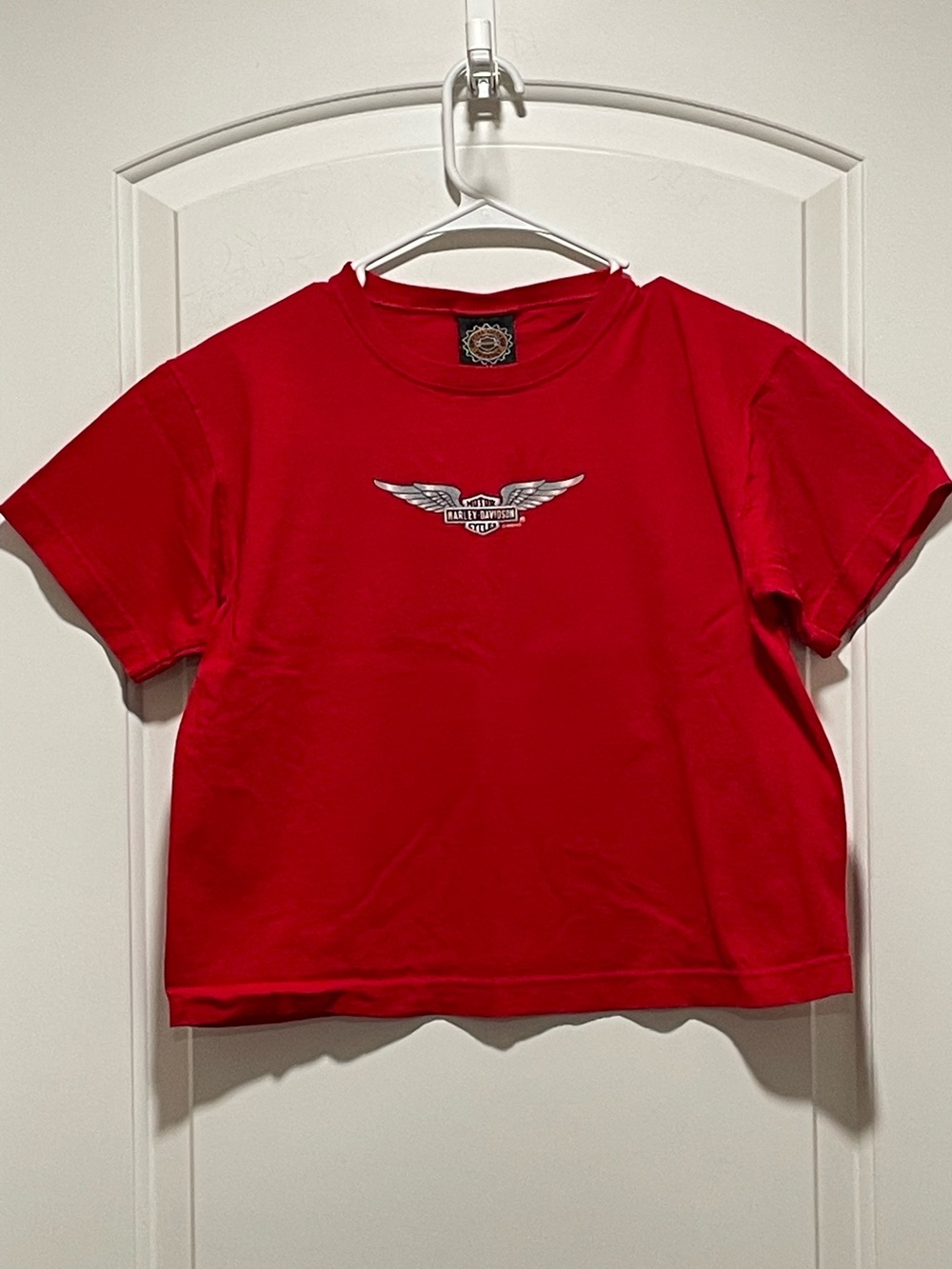 Hot & Cropped! Vintage Harley-Davidson Sz M Bold Red Top Crew Winged Chest Logo - Picture 2 of 9